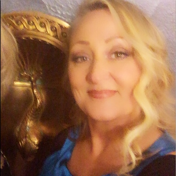 ヾ( ͝° ͜ʖ͡°)Hi I’m Christa - Picture 4 of 6